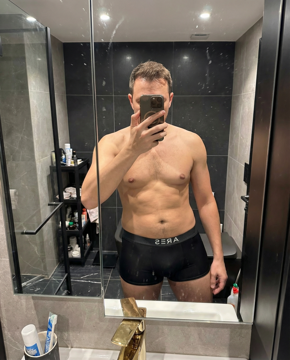 <h2>65,212+</h2><h2>Happy Customers</h2>